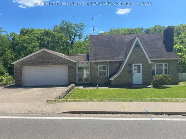 914 Lincoln Dr, South Charleston, WV 25309