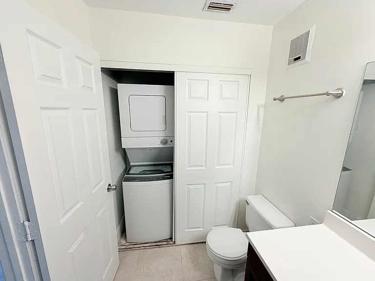 34 Crossings Cir #D — Photo 11