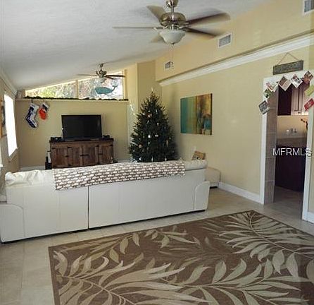 3rd image of 4220 Iola Dr