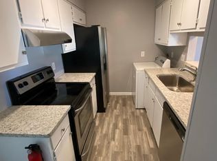 252 Lagrange St, Newnan, GA 30263