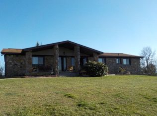 7416 Pisgah Rd, Princeton, WV 24739