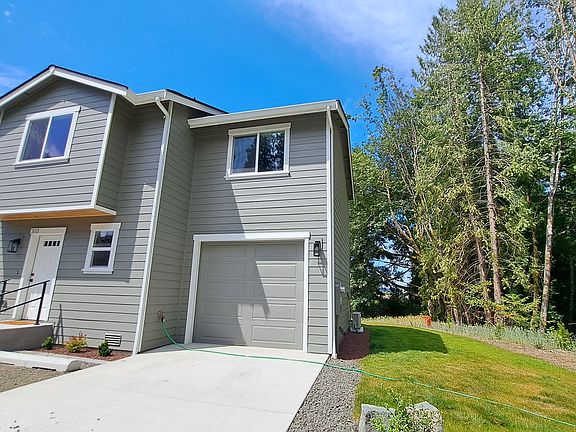 2nd image of 3113 E Camellia Way