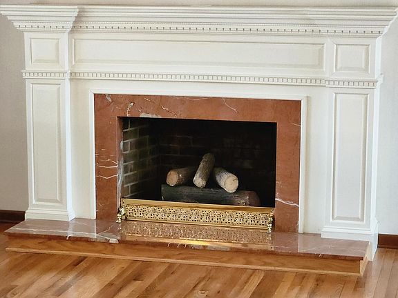 5th image of 2277 Burroughs Ave