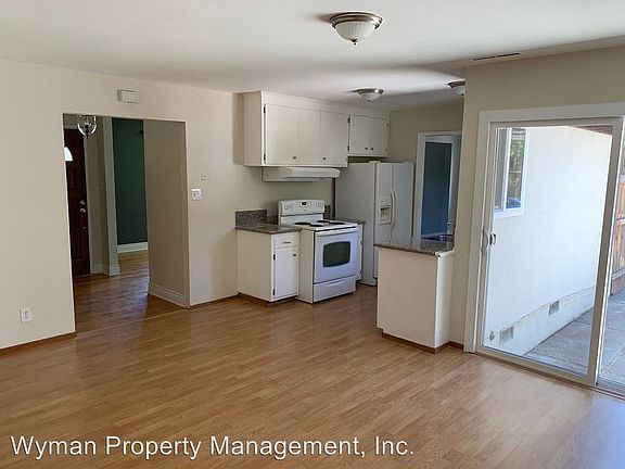 5th image of 852 Pueblo Ave