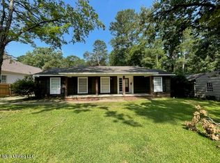 3945 Eastline Dr, Jackson, MS