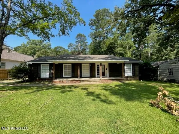 3945 Eastline Dr, Jackson, MS 39211