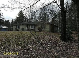 105 Jade Ln, Stroudsburg, PA 18360