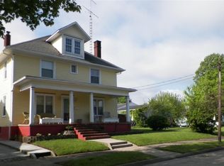 205 E 3rd St, Huntingburg, IN 47542