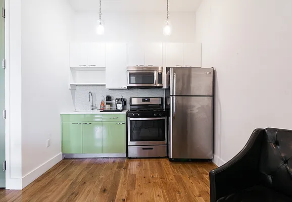 Rented by Rennit Inc. | media 23