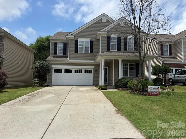 6428 Manitoba Ln, Charlotte, NC 28277