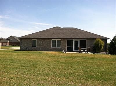 2nd image of 665 N Savannah Dr