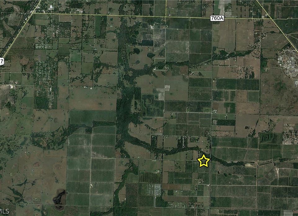 2nd image of SE Piggy Back Rd