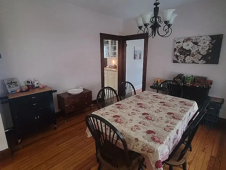 110 James Ave #1 — Photo 8