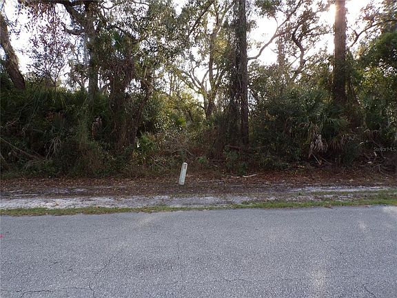 5th image of Tepee Ave #18