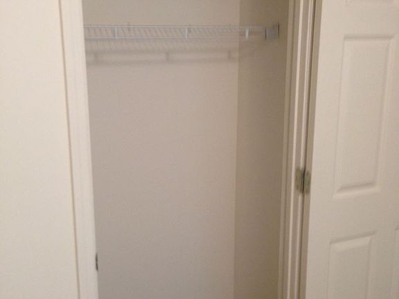 4th image of 426B Ladiga St SE