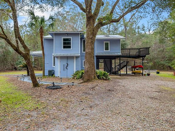 4th image of 32 Lainey Ln