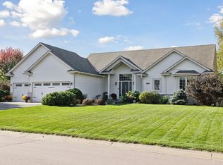 5040 127th St W, Apple Valley, MN 55124