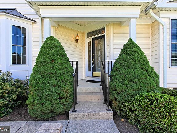 3rd image of 5413 Trevino Dr