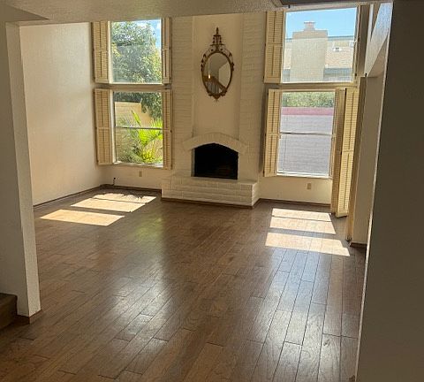4th image of 7822 E Hawthorne St