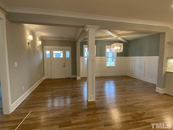 5th image of 329 Allesandra Dr