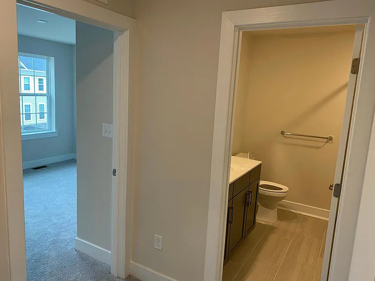 209 Red Leaf Ln #209 — Photo 11