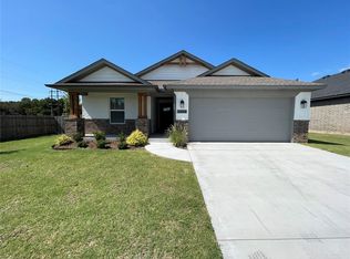 20001 Park Ln, Harrah, OK 73045