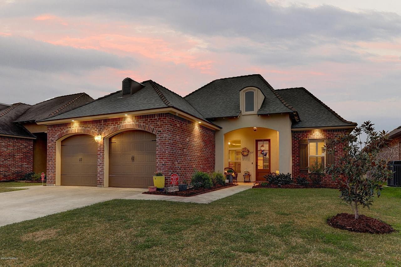 327 Dunvegan Ct, Lafayette, LA 70503 Zillow