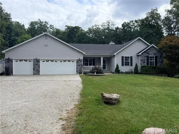 28796 N Oak Dr, Wright City, MO 63390
