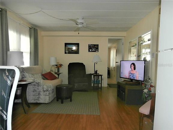 3rd image of 3303 Channing Dr