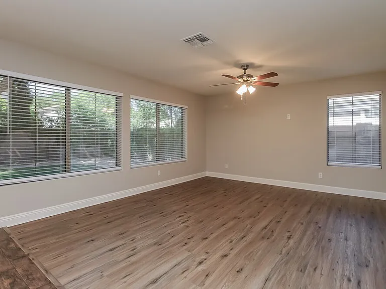 3748 E Linda Ct — Photo 7