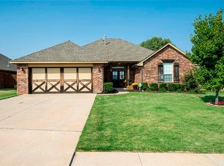1709 Harvest Ln, Edmond, OK 73003