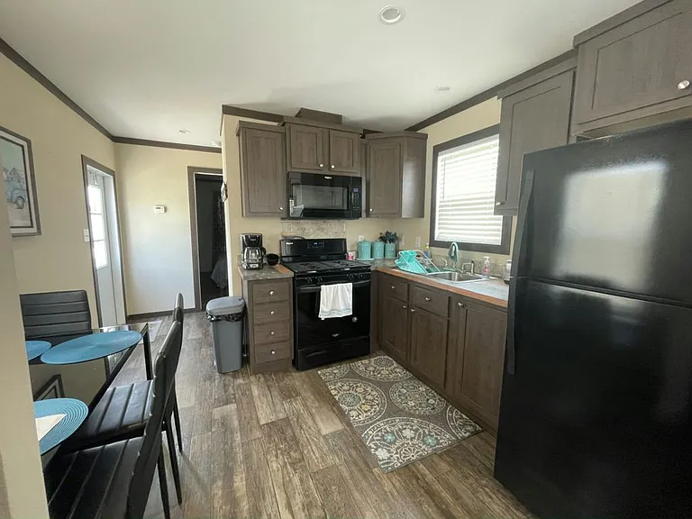 1601 S Airport Dr #231 — Photo 5