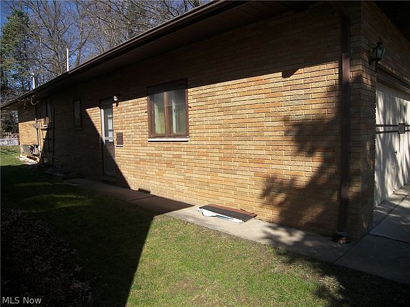 2nd image of 2076 Newcome St