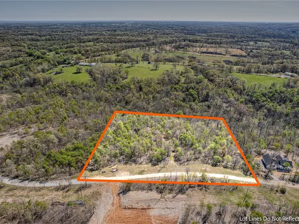 Barnwell Dr #10, Gravette, AR 72736