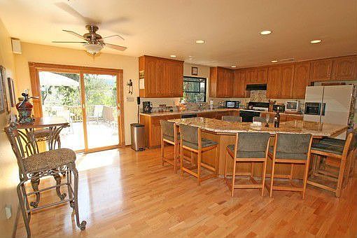 Spacious Kitchen