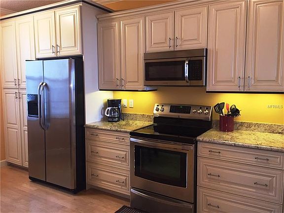 3rd image of 7974 Sailboat Key Blvd S APT 304