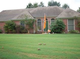 574 Flecther Rd, Collierville, TN 38017