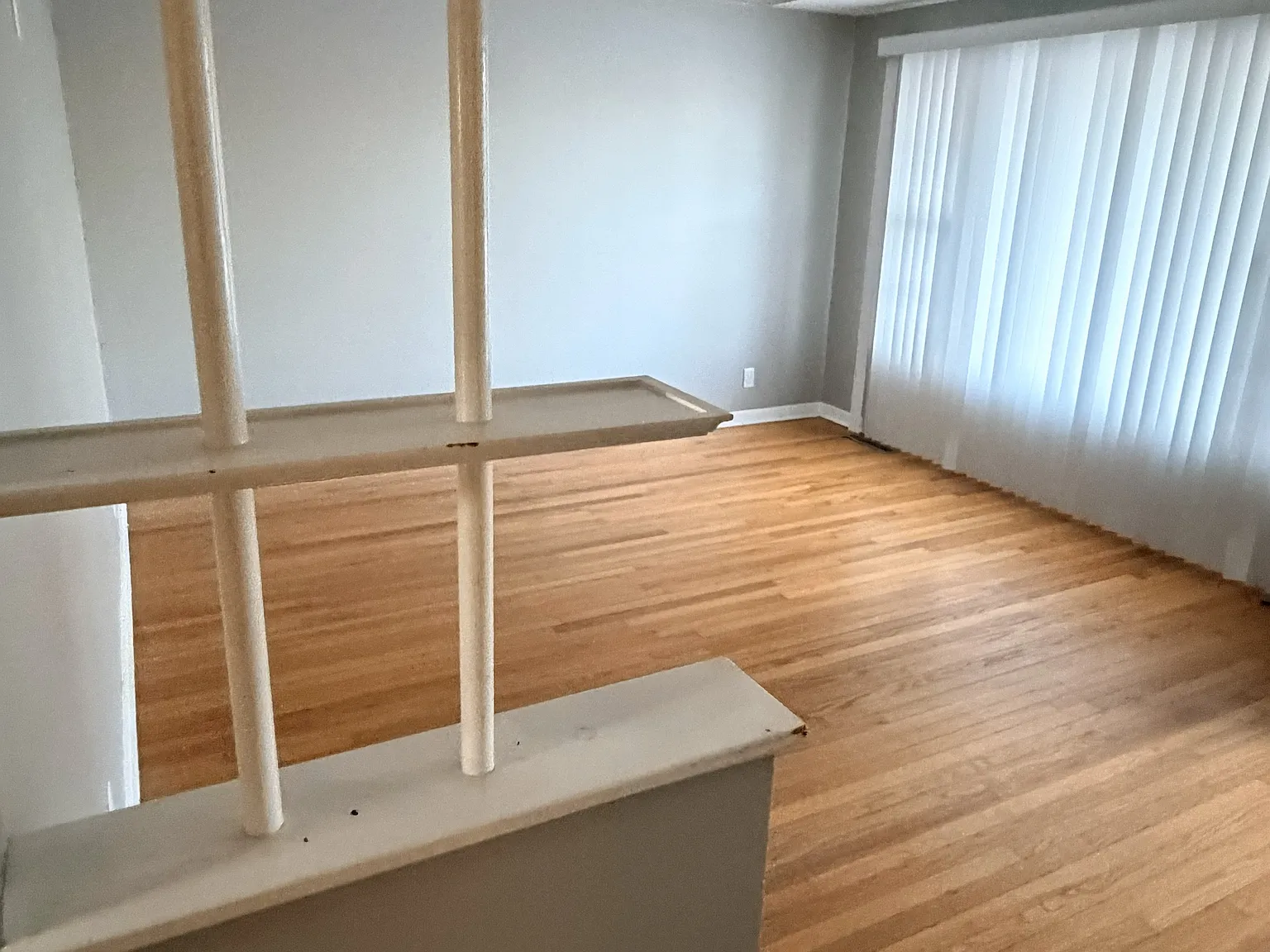 3 bed, 1.5 bath, 1350 sqft, $1,900 — Photo 4