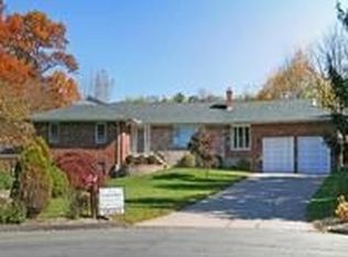 41 Sunny Ln, Meriden, CT 06450