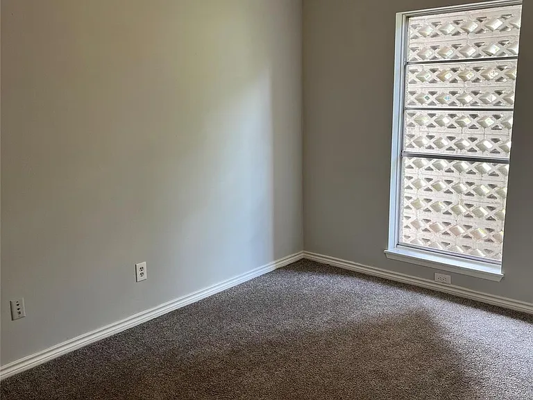 5142 Madden Ln — Photo 8