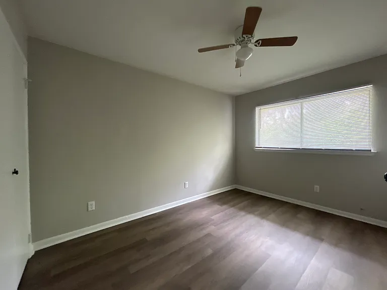 1009 Waring St #1009 — Photo 5