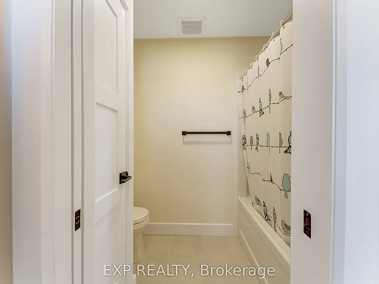 266 Hesselman Cres — Photo 29