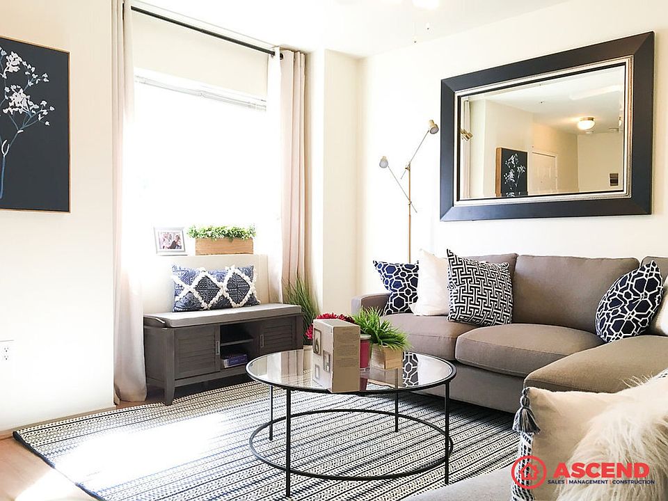 1st image of 600 Hosking Ave #80