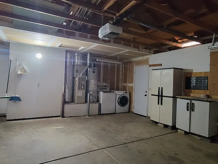 2154 Hemingway St — Photo 15