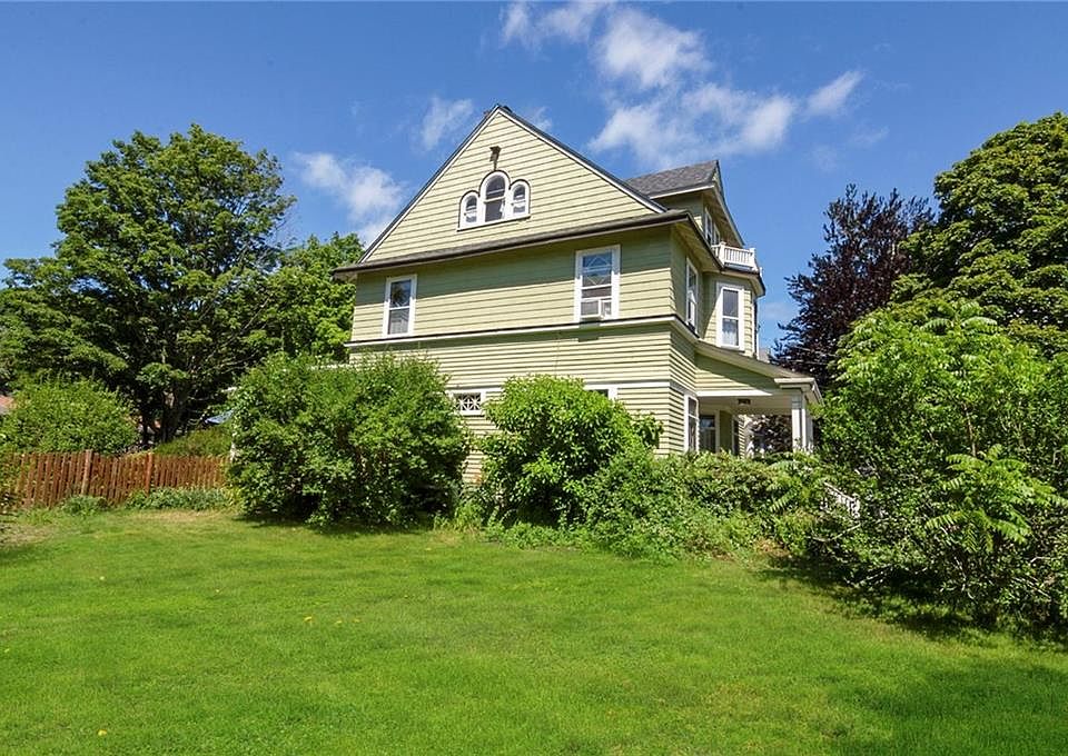 238 Wilbur Ave, Cranston, RI 02921 Zillow