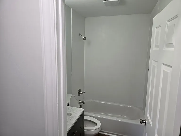 104 Karol Dr — Photo 15