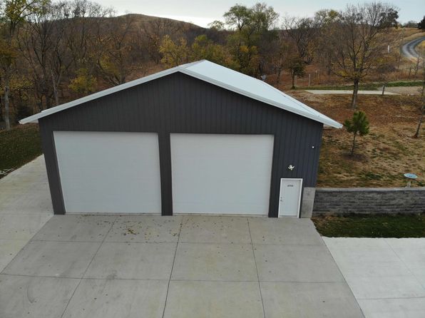 5705 Poplar St, Running Water, SD 57062