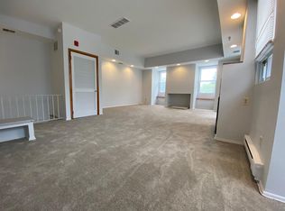 8133 Ridge Ave FLOOR 3, Philadelphia, PA 19128