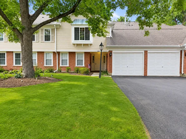 585 Edinburgh Ln APT B, Prospect Heights, IL 60070