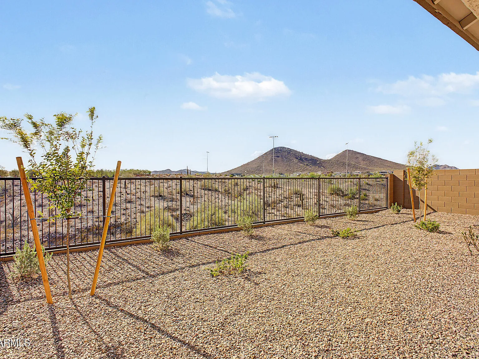 5 bed, 3.0 bath, 2683 sqft, $2,500 — Photo 3